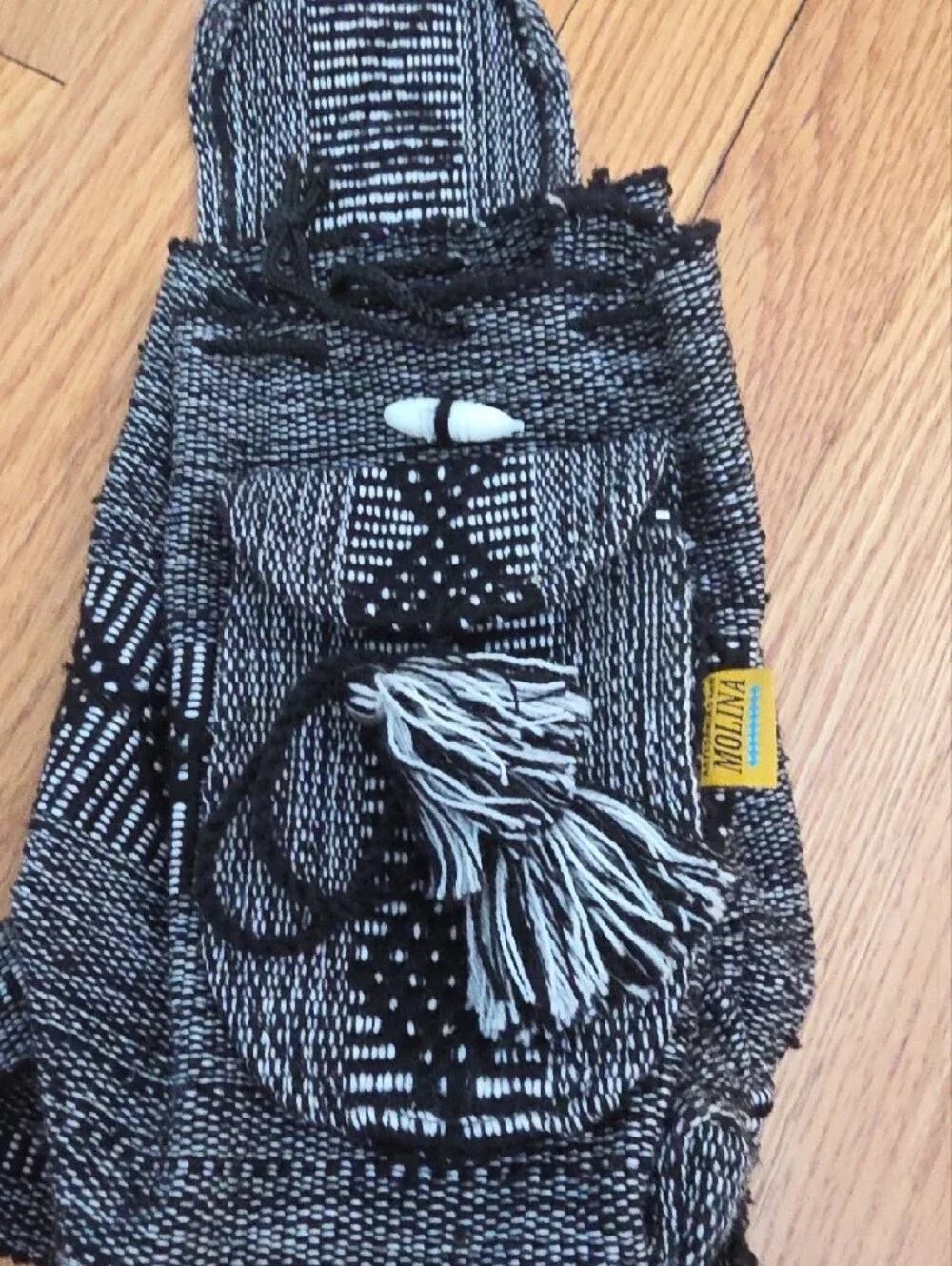 Handwoven Black & White Backpack - MOLINA